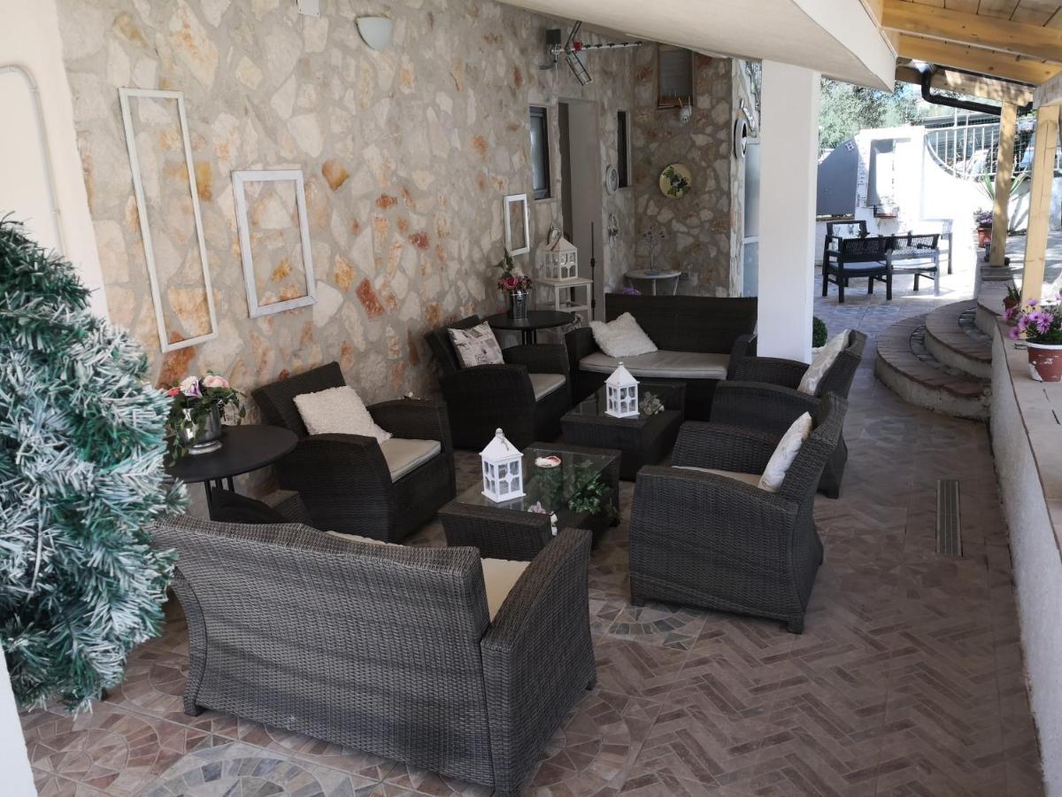 מרינה די קמרוטה B&B L'Ulivo מראה חיצוני תמונה